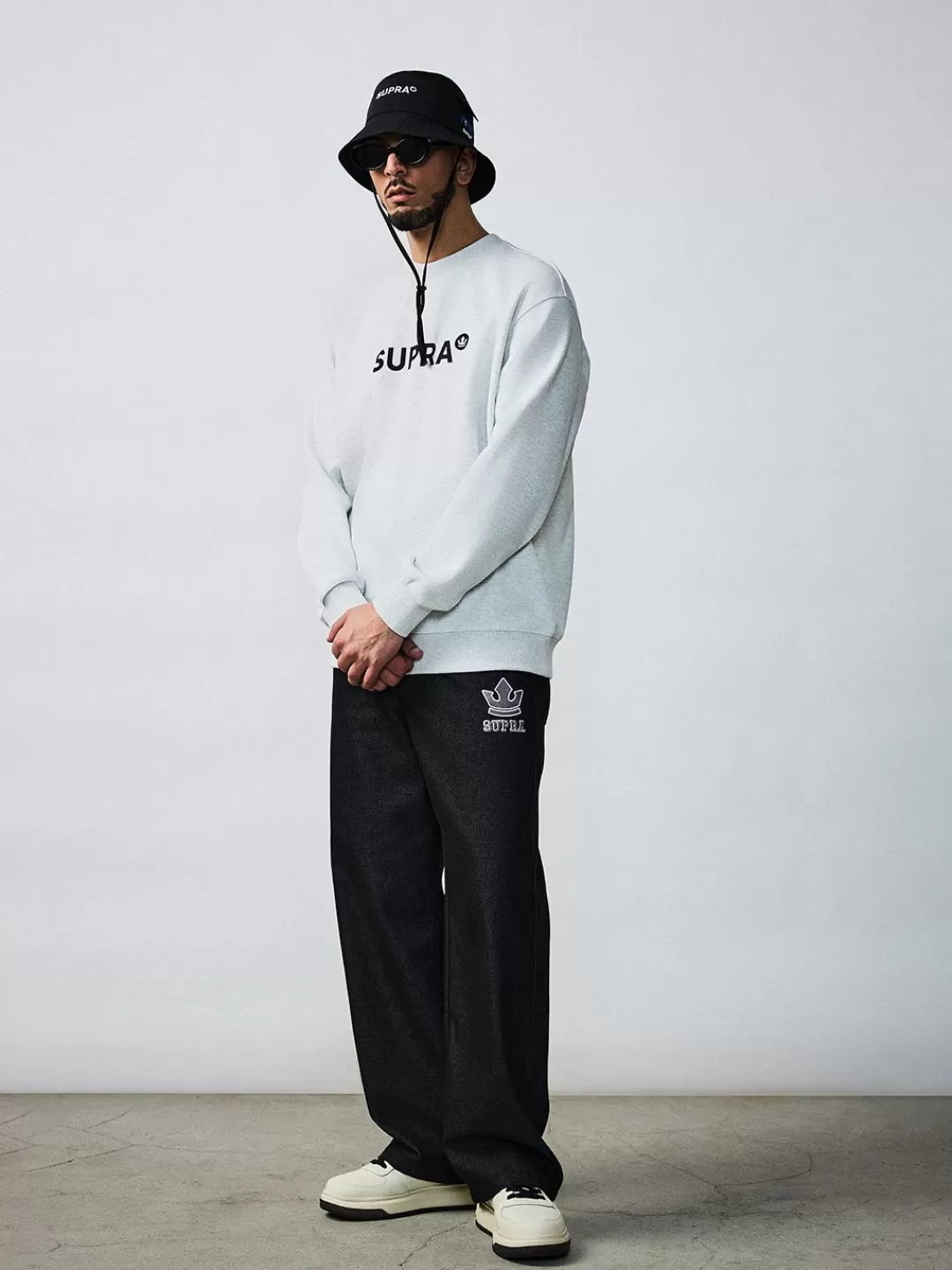 ESSENTIAL MEDIUM LOGO BASIC SWEATSHIRTS^Supra New