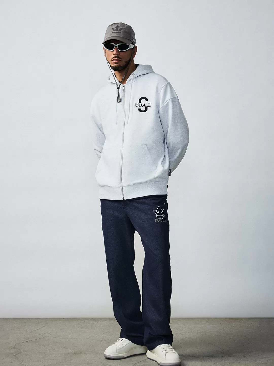 VARSITY ARCH LOGO ZIP UP HOODIE^Supra Hot